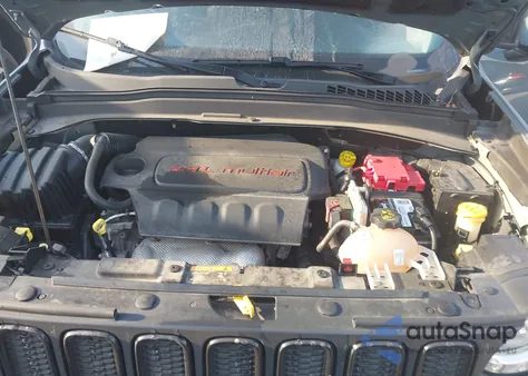 2018 Jeep Renegade Altitude 4X4 from USA, damaged, VIN ZACCJBBB0JPJ09376